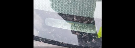 2011 Ford Escape Limited z USA, uszkodzony, nr VIN 1FMCU0EG3BKA20589